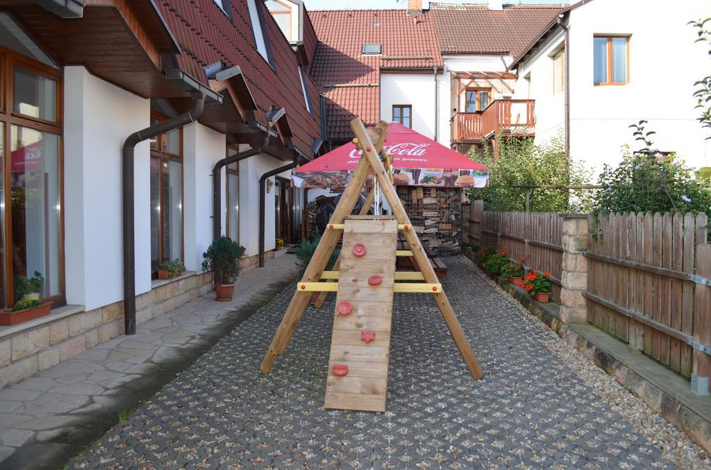 Hotel U Kapra Lázně Bělohrad المظهر الخارجي الصورة