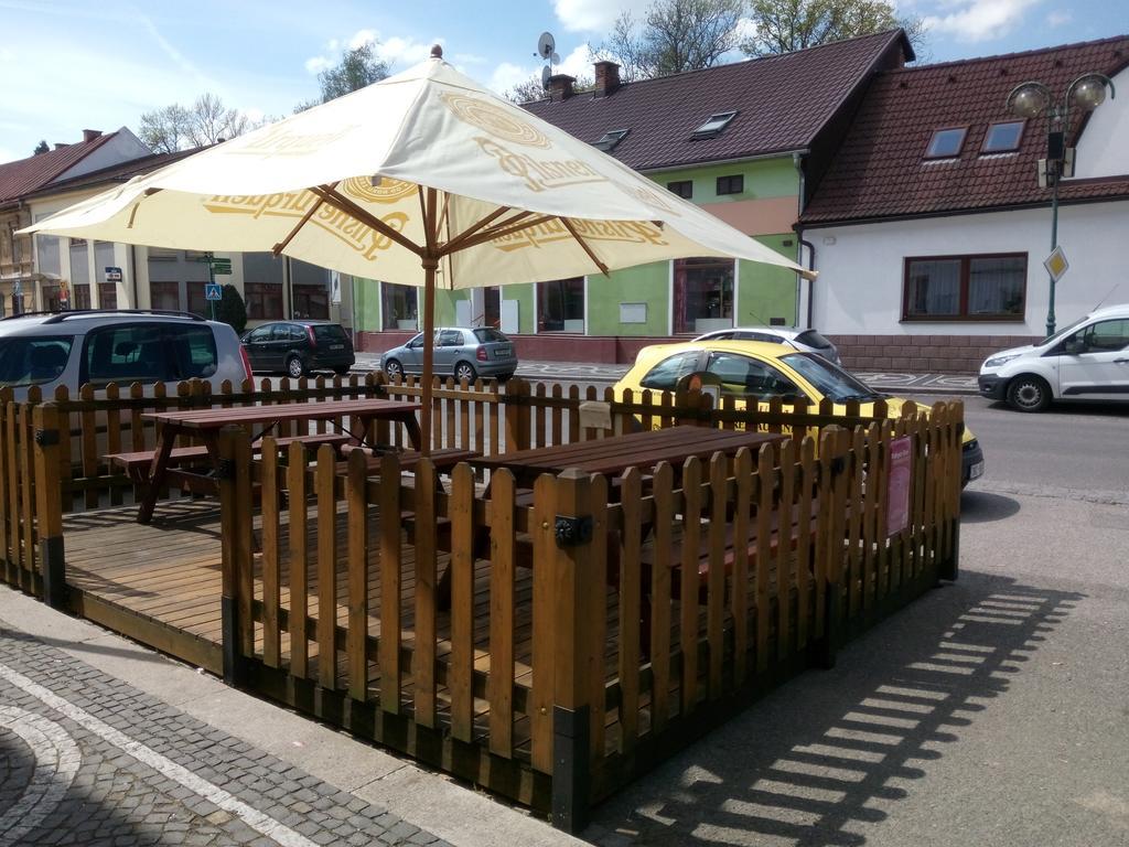 Hotel U Kapra Lázně Bělohrad المظهر الخارجي الصورة